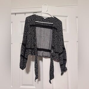 American Eagle Outfitters Floral front tie top